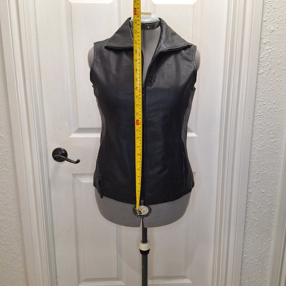 Reflections by Spiegel Vest - Picture 11 of 12